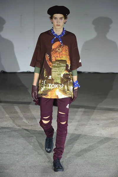 Look 46